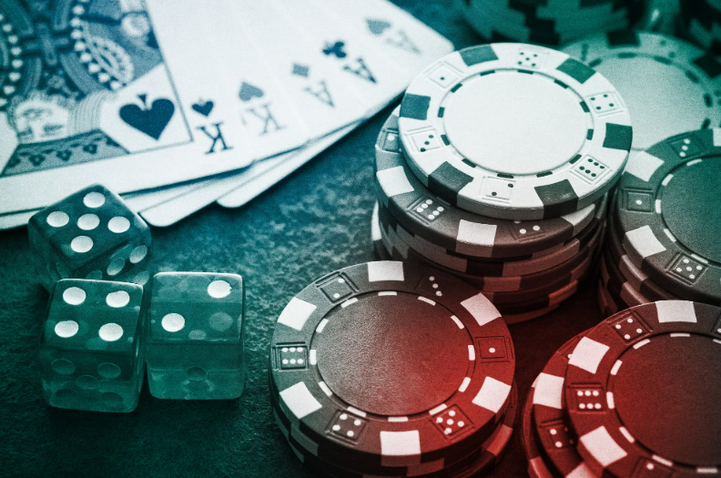 Online Poker For The Live Gamer - Knowing The Distinctions